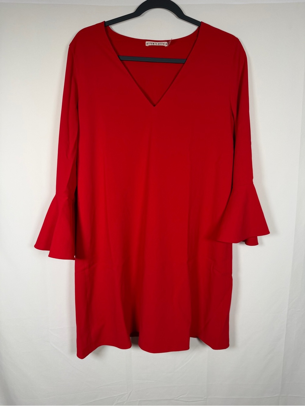 Alice + Olivia Red Tampeika Crepe V-Neck Bell Sleeve Dress